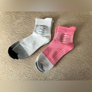 2 Pr Ankle Compression Socks, Brand New, Never Worn, Foot Support/Pain Relief